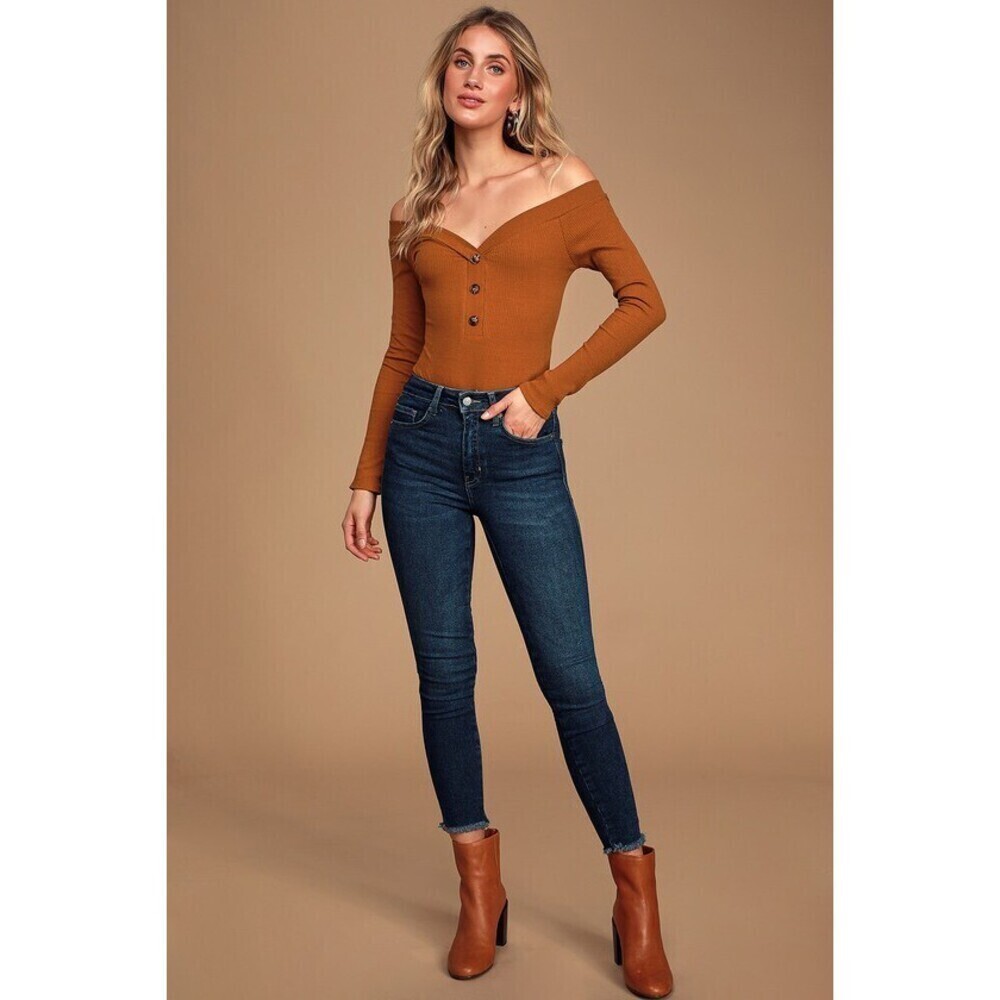 LULUS Lilyth Off The Shoulder Ribbed Bodysuit In Rust Size S - Picture 7 of 13